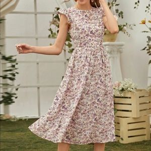 Floral spring ruffle cuff dress